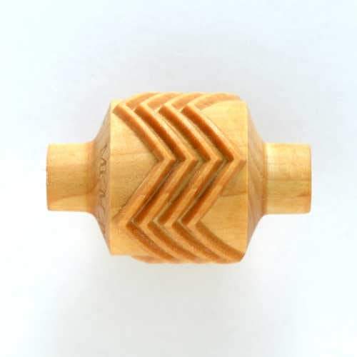 MKM RM-003 Medium Handle Roller – 4 Zag