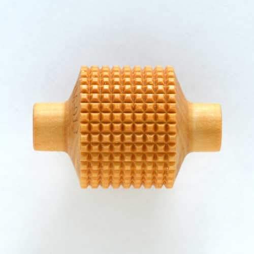 MKM RM-013 Medium Handle Roller – Grid