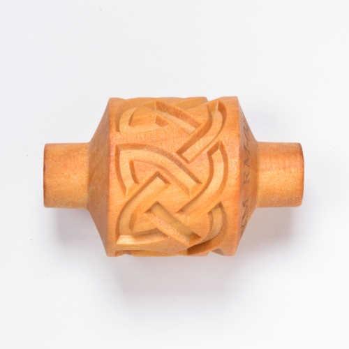 MKM RM-048 Medium Handle Roller – Celtic Boarder 1