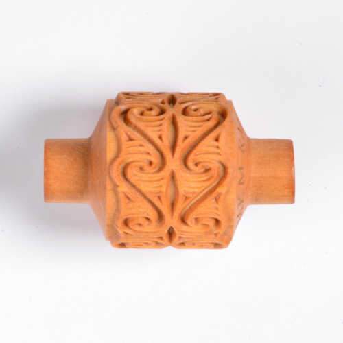 MKM RM-054 Medium Handle Roller – Flying Butterfly