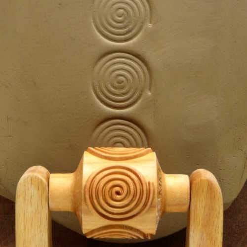 MKM RM-005 Medium Handle Roller – Spiral
