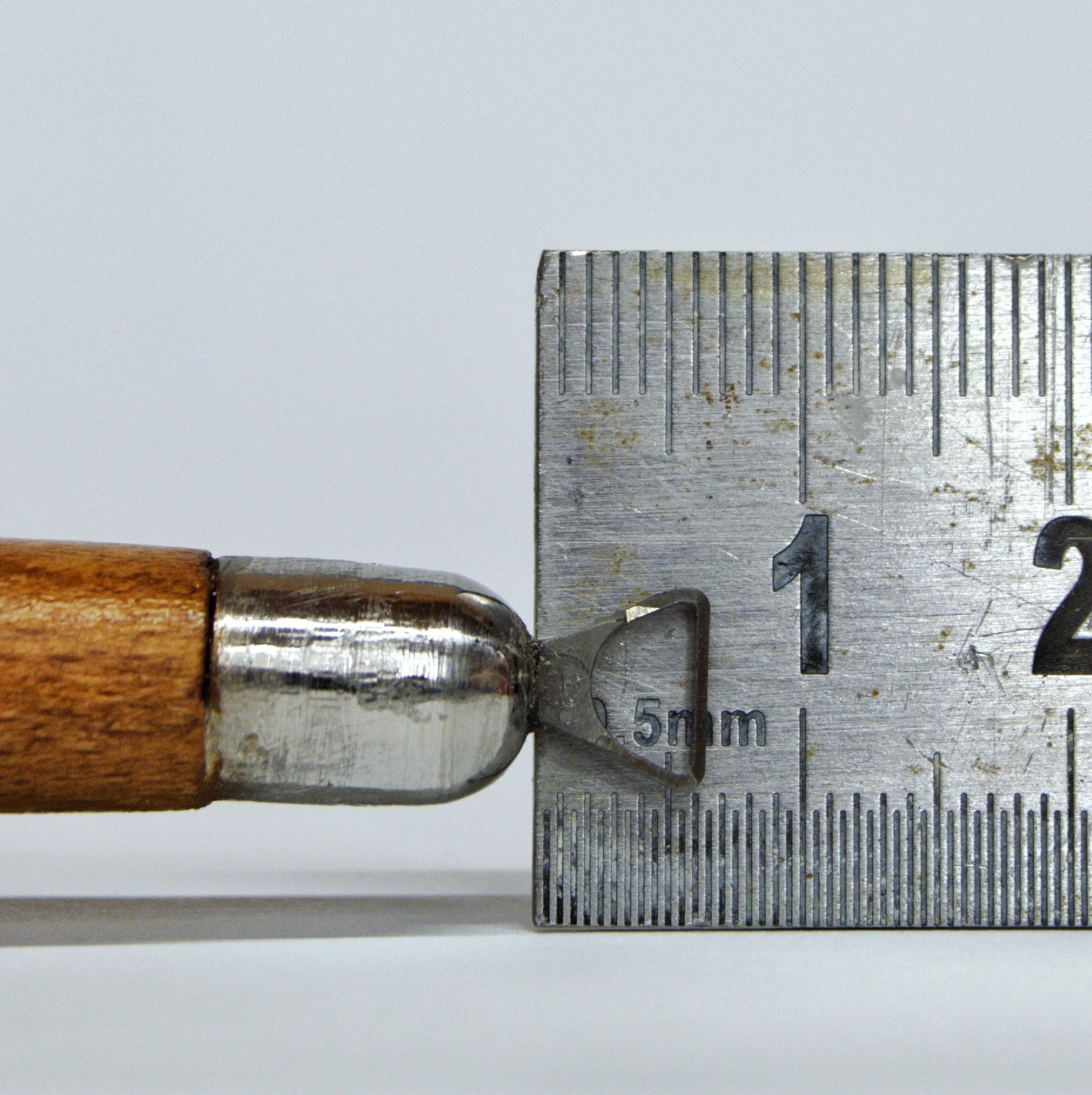 KJ Tools - Tungsten Carbide Trim Tool - Ultra Small Triangle Shape