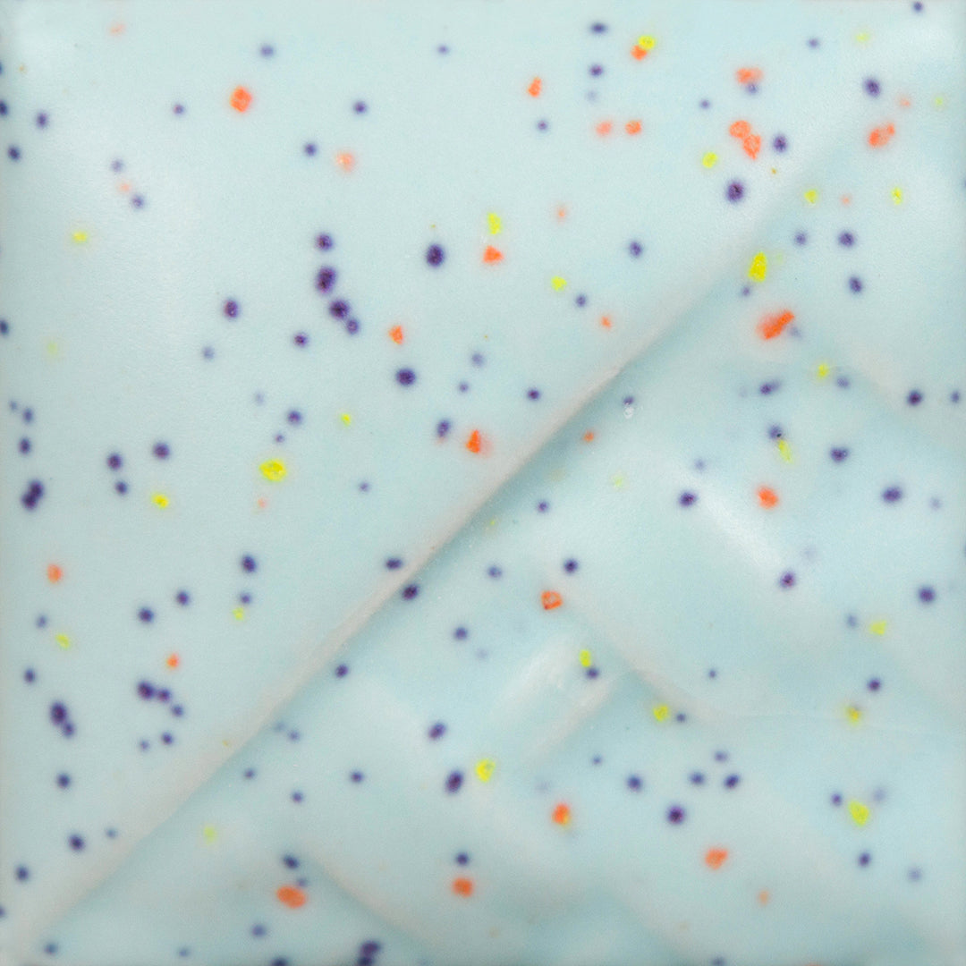 Mayco - Cone 5/6 - SW232 Baby Blue Speck