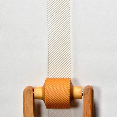 MKM RM-034 Medium Handle Roller – Diagonal Up Left